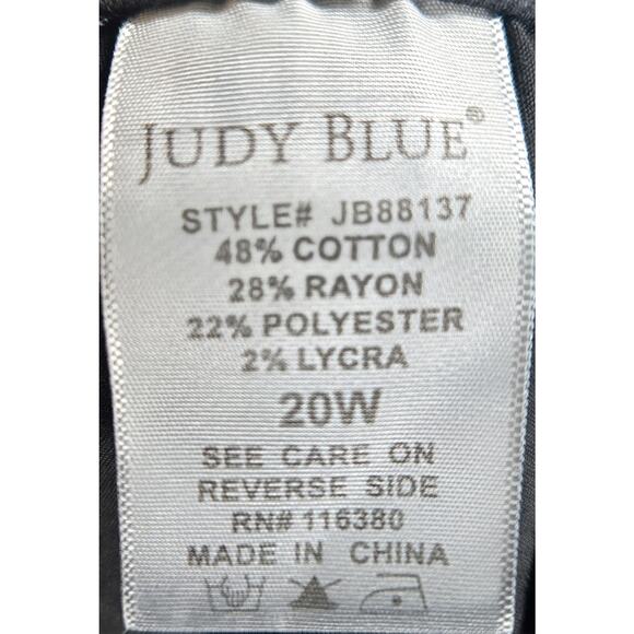 Judy Blue High‎ Rise Destroyed Slim Fit Raw Hem Black Jeans Women's Size 20W - Picture 4 of 7